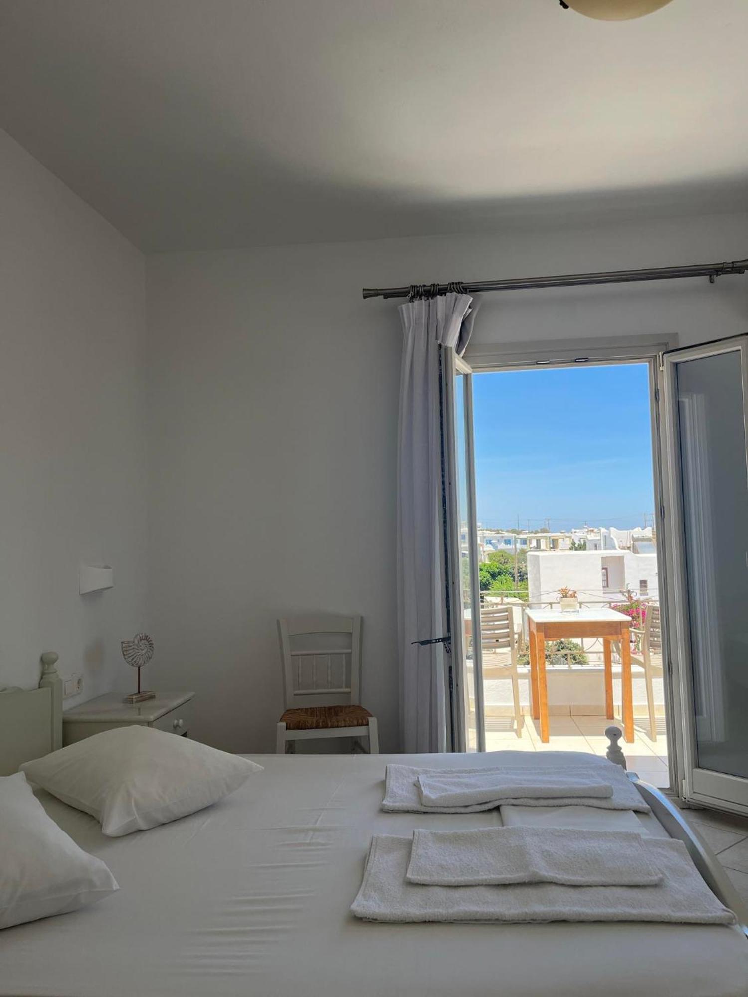 Aegeo Inn Apartments Antiparos Town Exterior foto